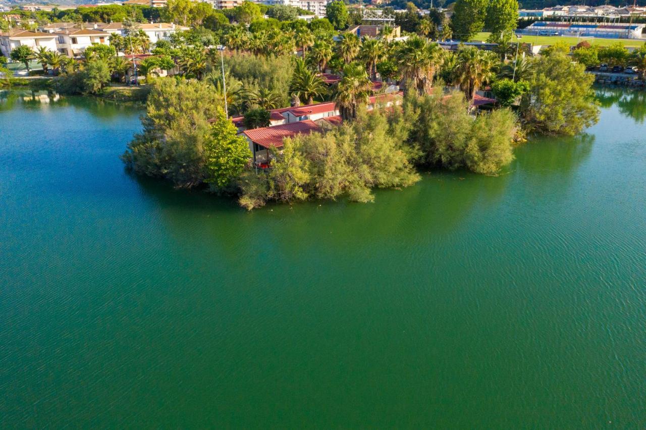 Village Lake Placid Silvi Marina Exteriér fotografie